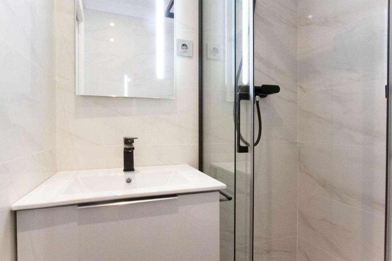 New Moderno Y Elegante Apartamento Centrico Madrid Buitenkant foto